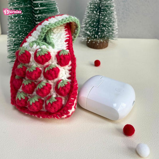 Hand-crocheted cute stereo strawberry Bluetooth headphone bag